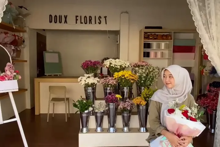 Bagian depan toko Doux Florist Lampung Tengah